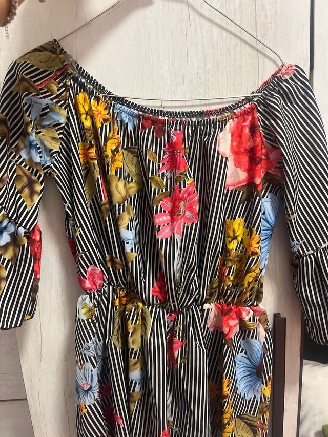 Blusa spalle scoperte fantasia floreale