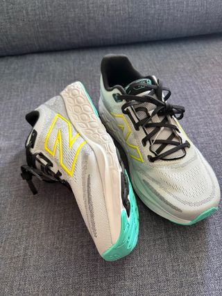 New Balance Fresh Foam X 680 V8 grises