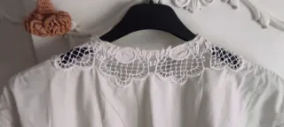 Camicetta vintage bianca con pizzo