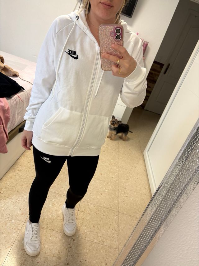 Conjunto chaqueta y leggins