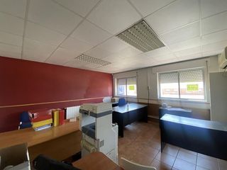 Nave industrial en venta en Arcas Reales - Pinar del Jalón en Valladolid