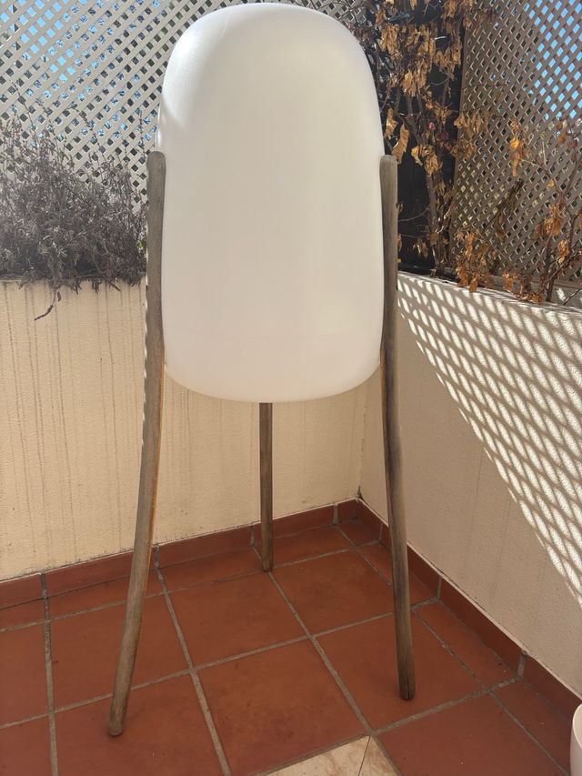 Lámpara Solar Pie Diseño Moderno