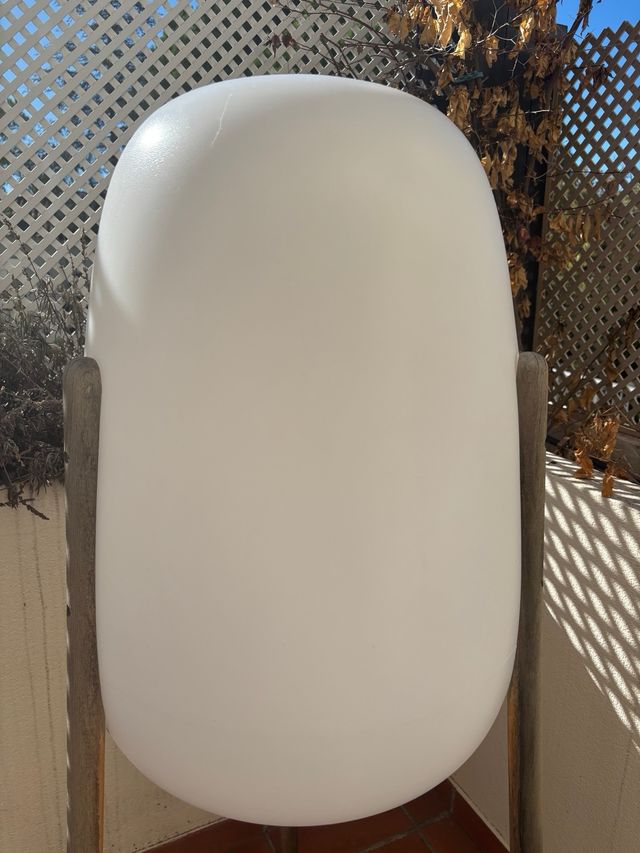 Lámpara Solar Pie Diseño Moderno