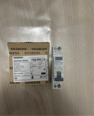 Siemens 5SV1316-7KK06 Interruttore magnetotermico