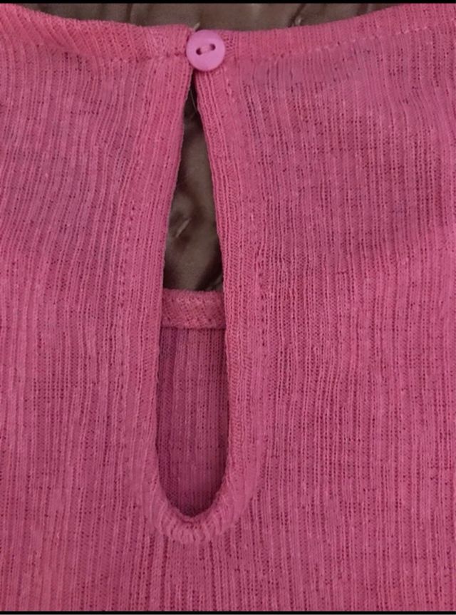 Camiseta Mango sin mangas. Color coral Talla S