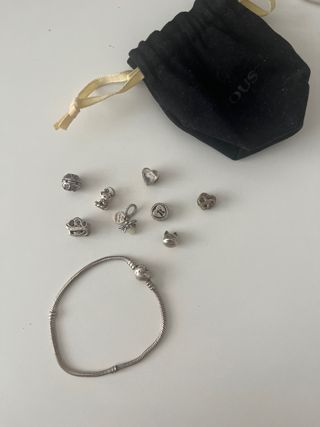 Pulsera Pandora con Charms