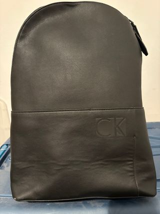 Mochila Piel Calvin Klein Negra