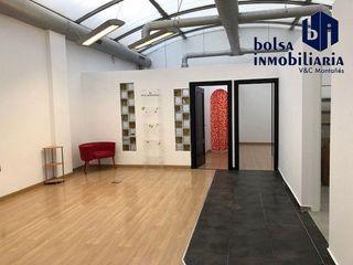Local comercial en alquiler en Alcalá la Real