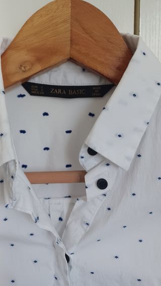 Camisa zara blanca con estampado