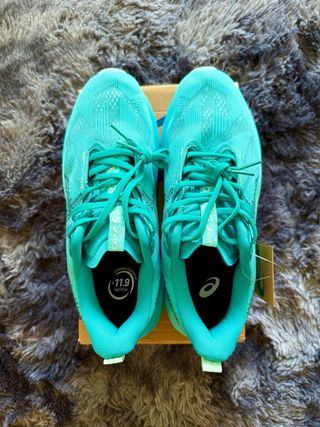 Zapatillas Asics Novablast 5 Azul Marino