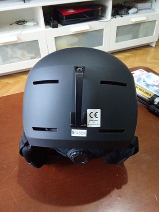 Casco Nuevo Negro para Esquí o Patinete