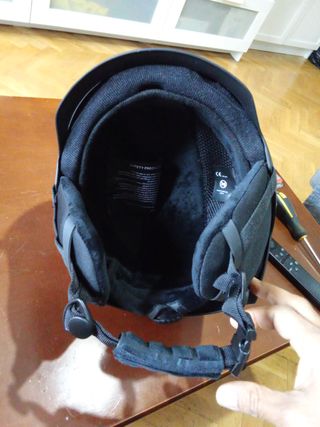 Casco Nuevo Negro para Esquí o Patinete