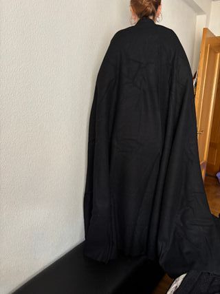 Capa negra elegante talla única