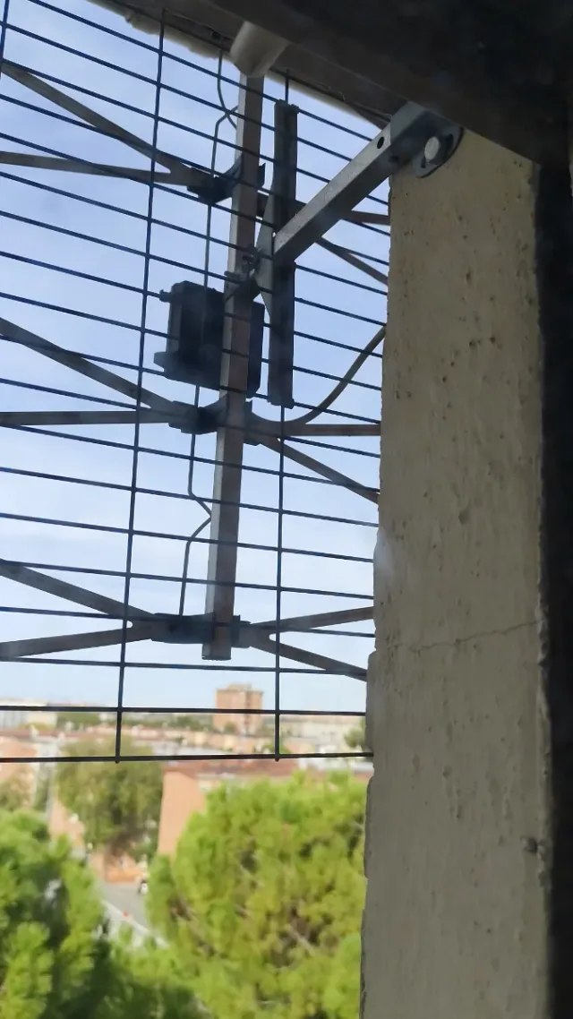 Antena TV Exterior Fachada/Tejado