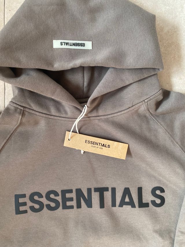 Sudadera Essentials