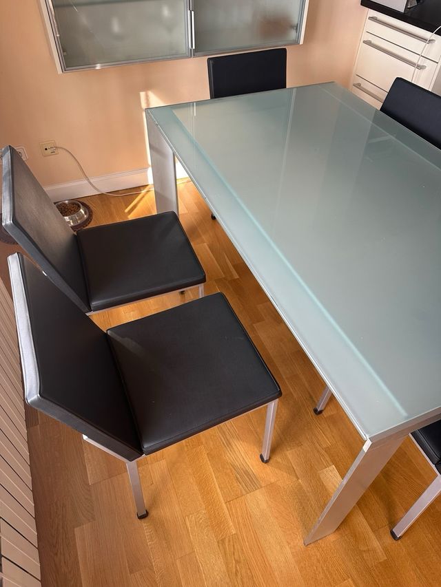 tavolo da cucina + sedie