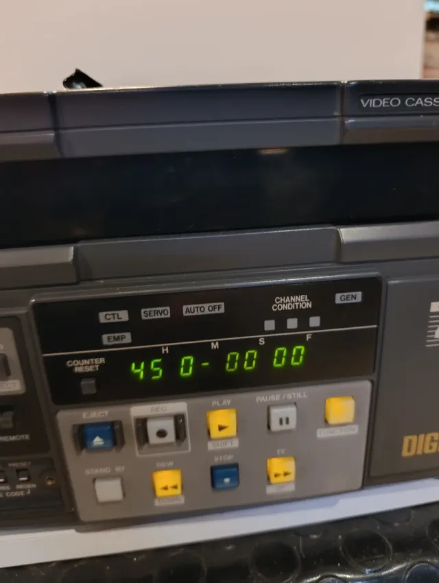 Videograbadora JVC BR-D750 Profesional