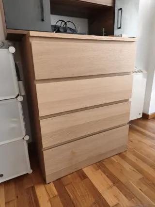 Cassettiera IKEA MALM a 4 cassetti