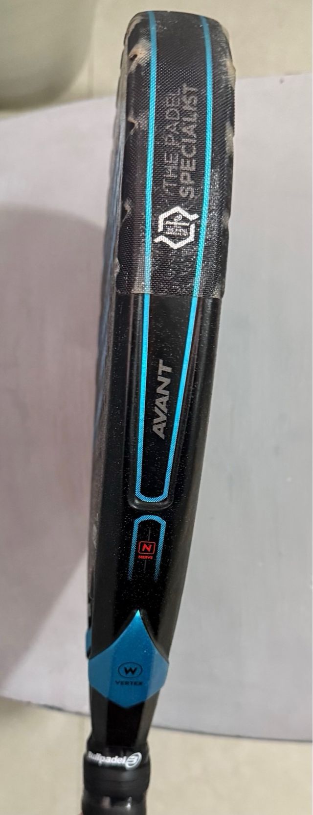 Bullpadel Vertex 02 Avant