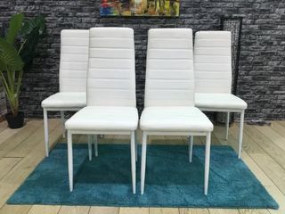 Juego de 4 Sillas Blancas Metálicas