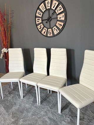 Juego de 4 Sillas Blancas Metálicas