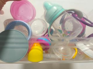 Lote Utensilios Bebé: Biberones y Vasos