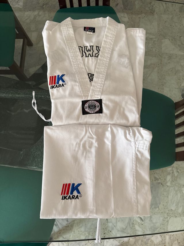 Kimono Taekwondo Ikarat taglia M/L 1,80 cm