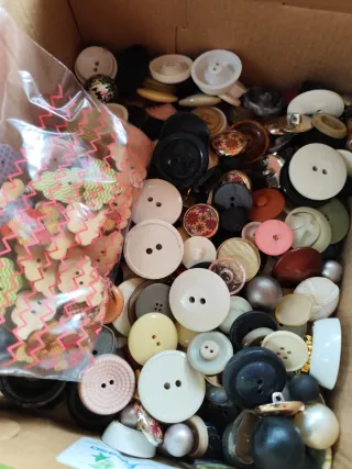 Lotto Bottoni Vari,stupendi.