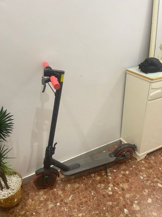 Patinete Eléctrico 25km/h + Cargador