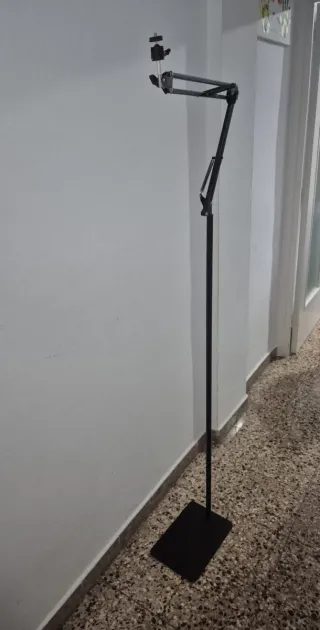 Soporte articulado cámara/móvil