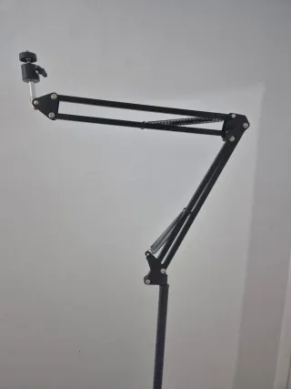 Soporte articulado cámara/móvil