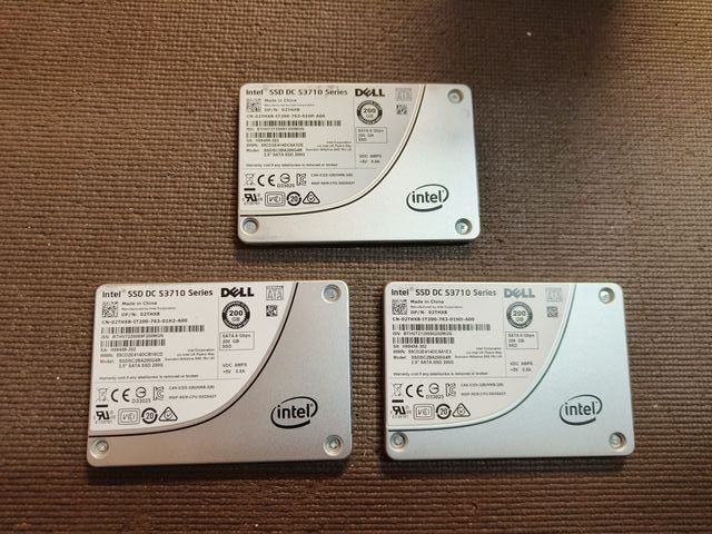 SSD Intel DC S3710 2.5 SATA 200GB 6Gbps
