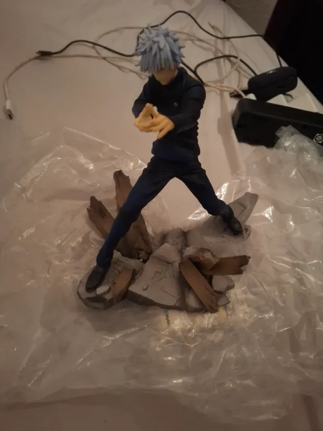 Figura Satoru Gojo - Jujutsu Kaisen Luminasta