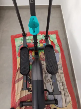 Elíptica, banco y maletín de pesas