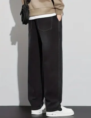 Pantalón Vaquero Ancho Hombre –  Oscuro.