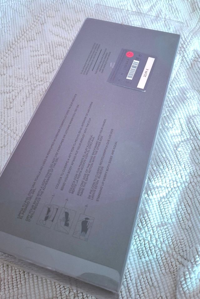 Sujetador Oysho sin tirantes push up beige