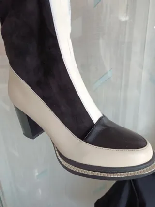 Botas altas piel y ante nuevas