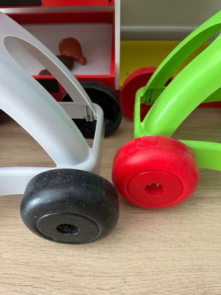 Tienda de madera Lidl con accesorios