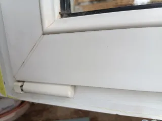 Ventana PVC doble hoja con persiana