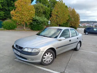 Opel Vectra 1998