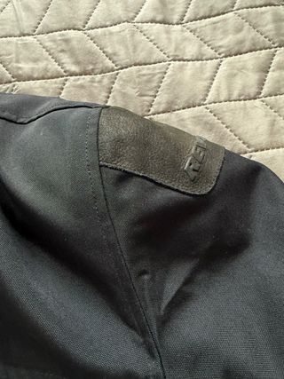 Chaqueta de moto Rev'it negra