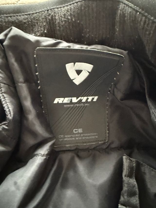 Chaqueta de moto Rev'it negra