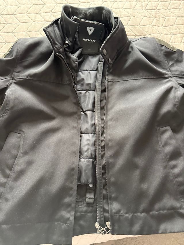 Chaqueta de moto Rev'it negra