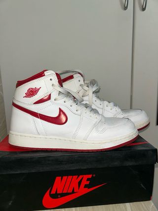 Nike Air Jordan Bianche Rosse Unisex