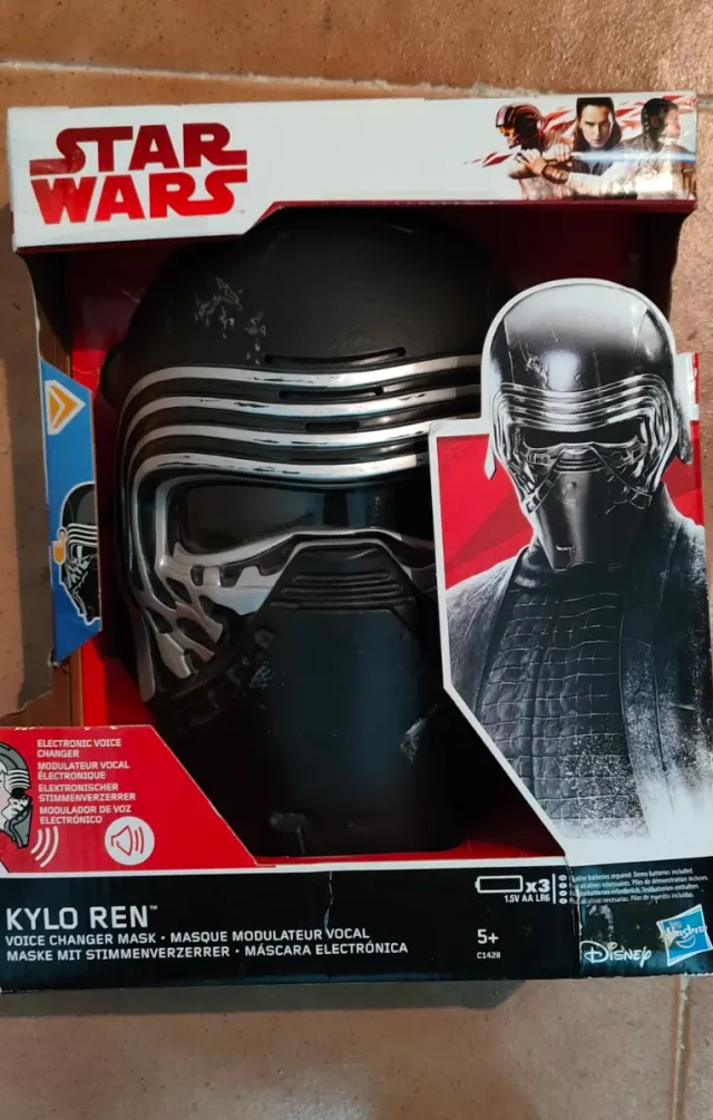 Máscara Kylo Ren Star Wars