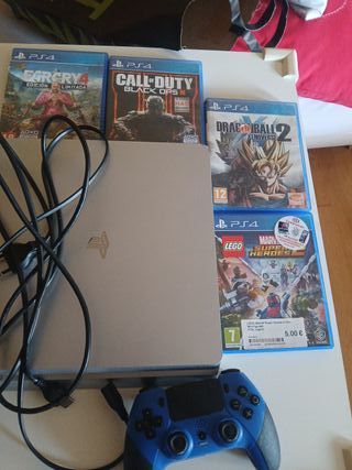 PS4 (PlayStation 4) con 6 juegos y mando
