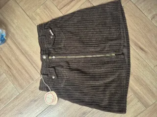 Gonna marrone in velluto a coste