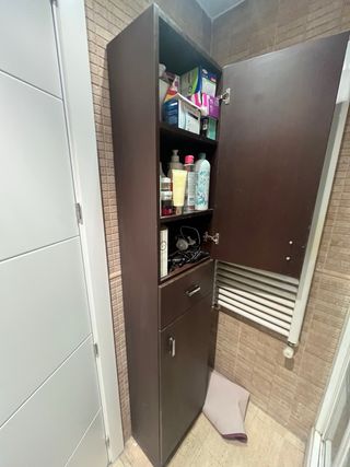 Mobile da bagno in legno marrone