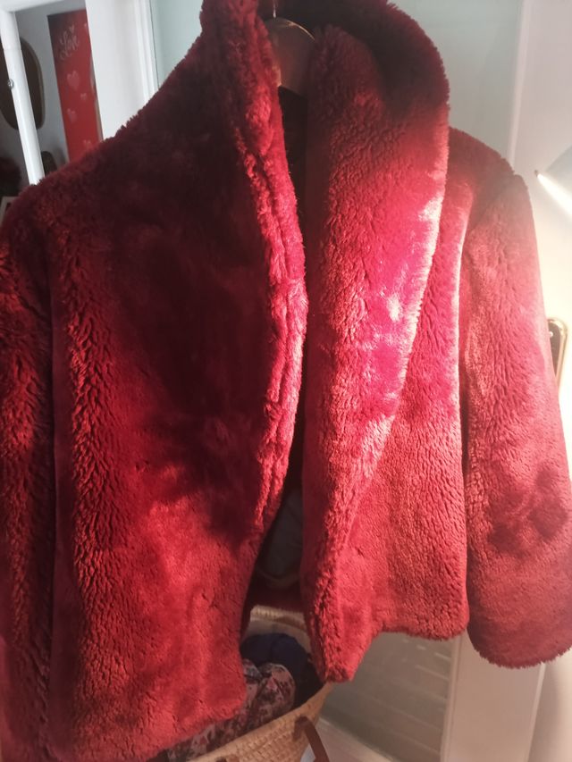 Abrigo pelo granate mujer