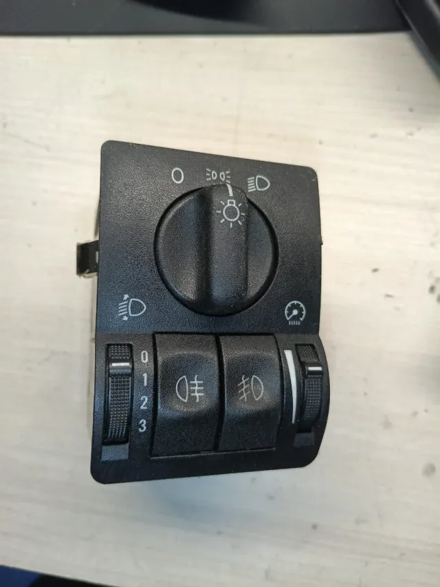 Mando luces, intermitencia y limpiaparabrisas